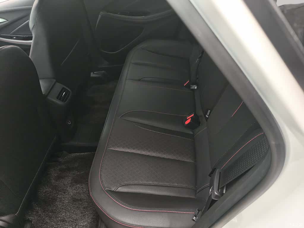 Buick Verano, 2023 13