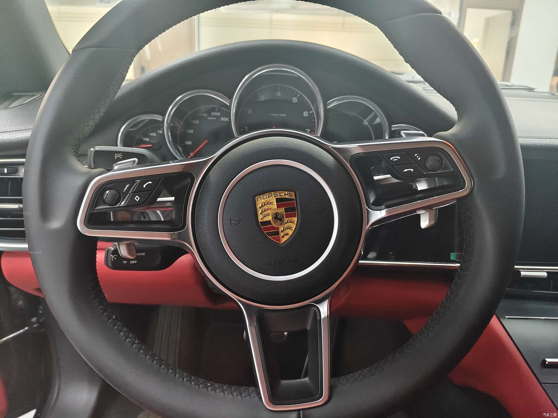 Porsche Panamera, 2011 6