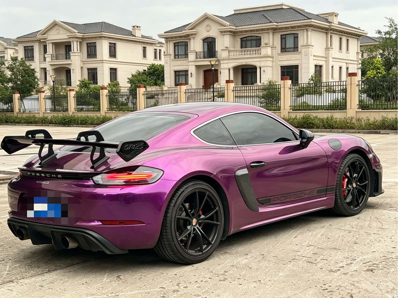 Porsche Cayman, 2019 9