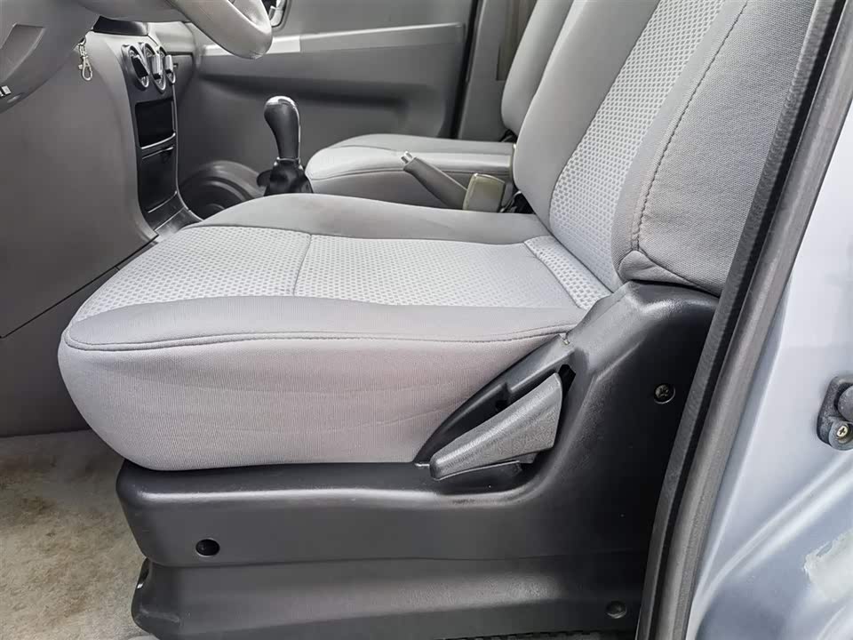 Dongfeng Handsome guest