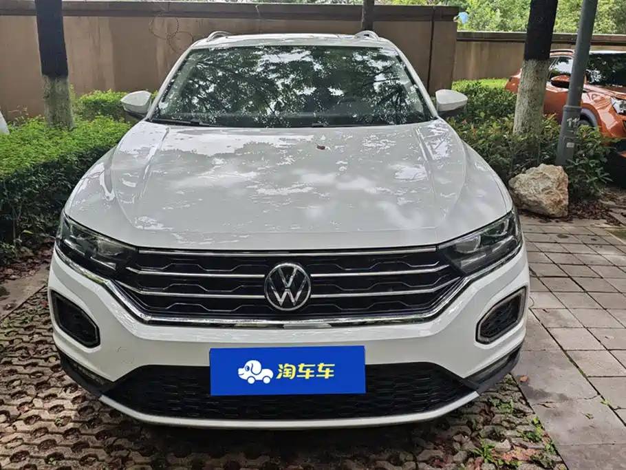 Volkswagen T-ROC exploring Songs