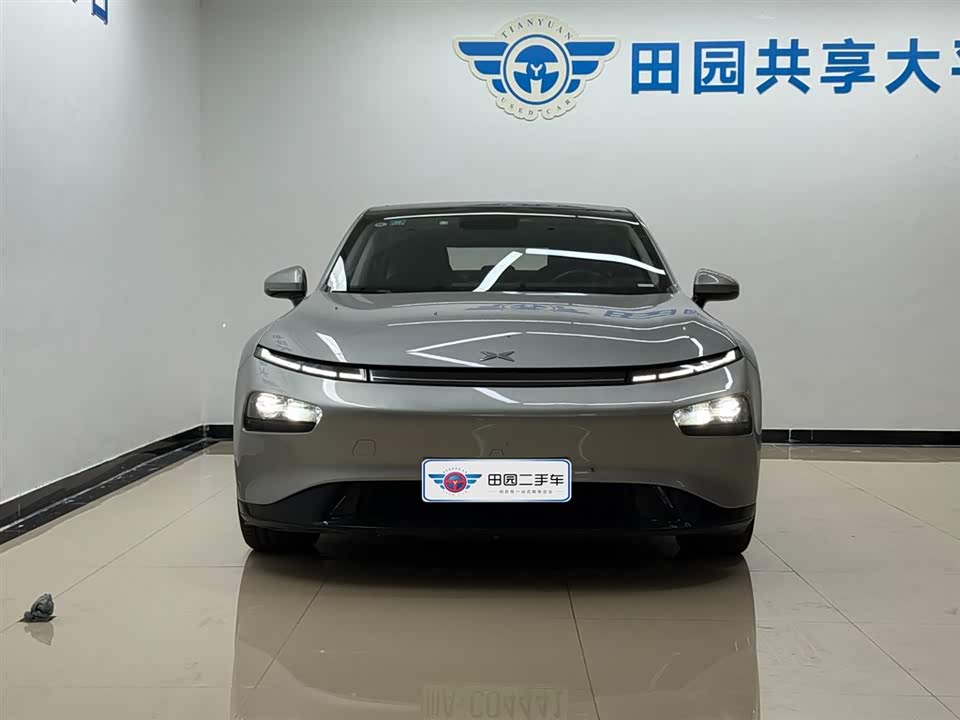 XPENG P7