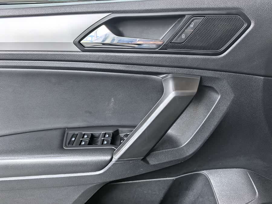 Volkswagen Tiguan L 2018, фото 11
