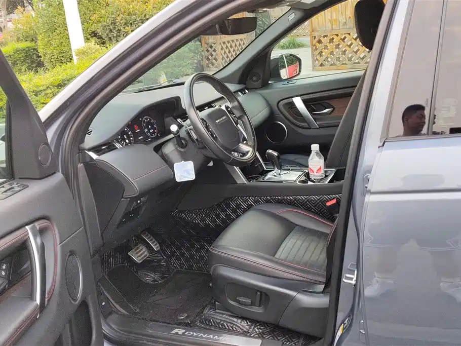 Land Rover Discover sports