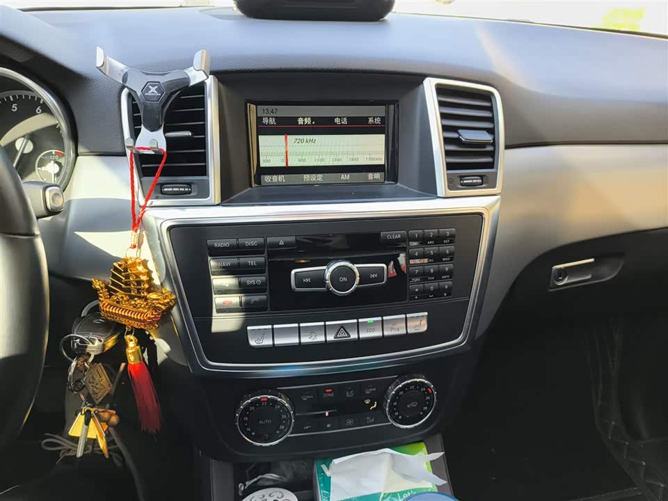 Mercedes-Benz M class