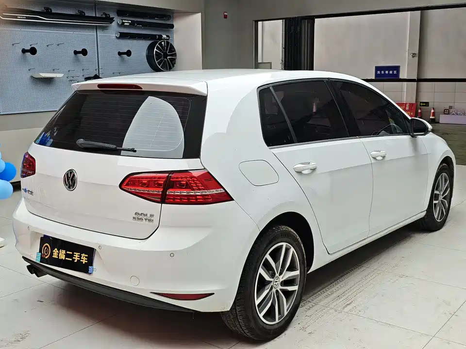 Volkswagen golf