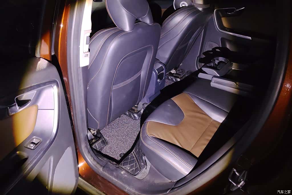 Volvo XC60, 2016 11