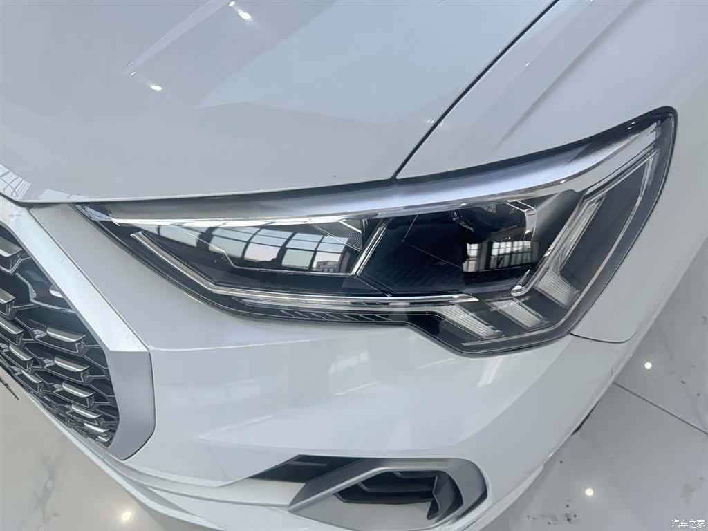Audi Q3, 2021 13
