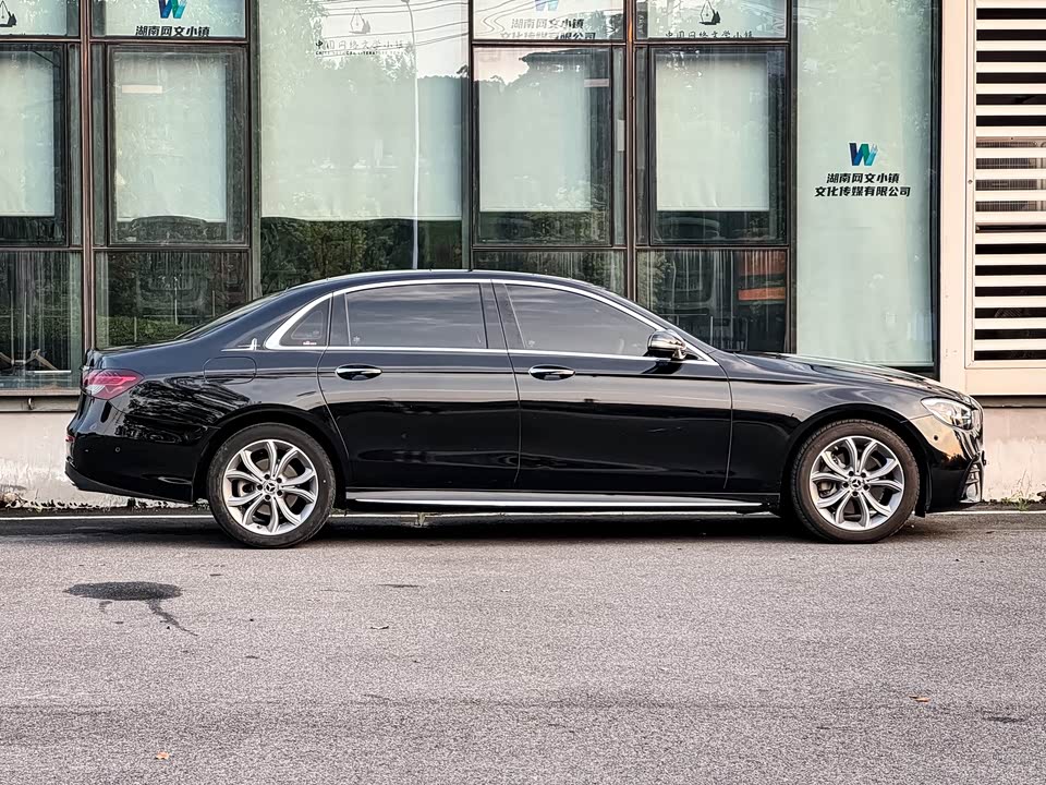 Mercedes-Benz E-class Mercedes-Benz E-class
