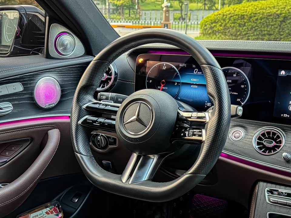 Mercedes-Benz E-class Mercedes-Benz E-class