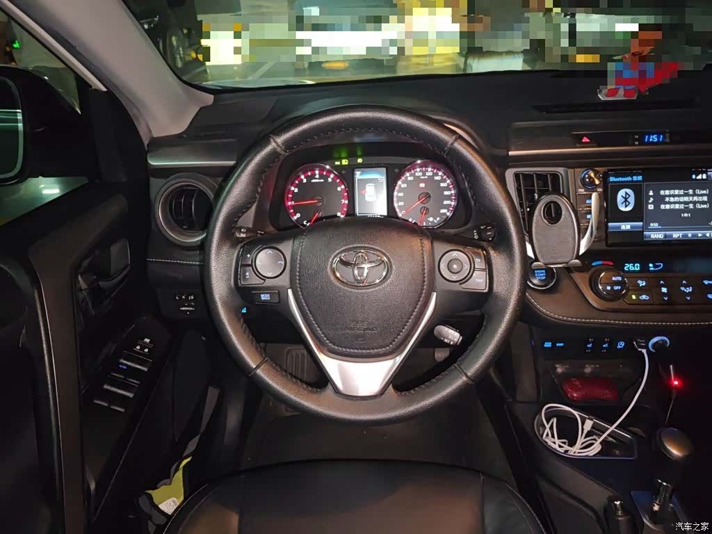Toyota RAV4, 2017 11