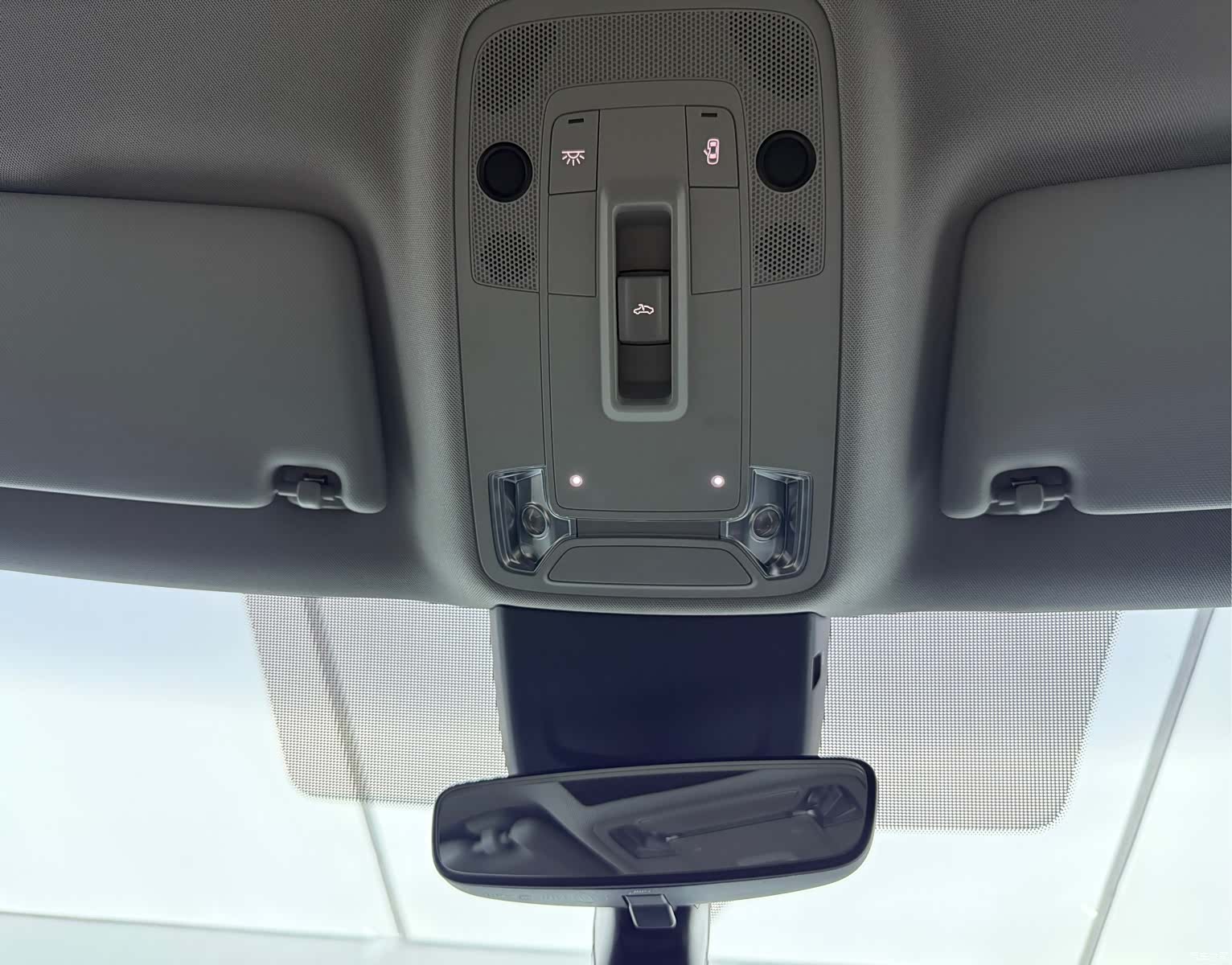 Audi Q2L, 2023 16