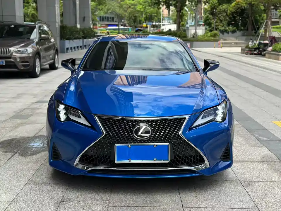 Lexus RC