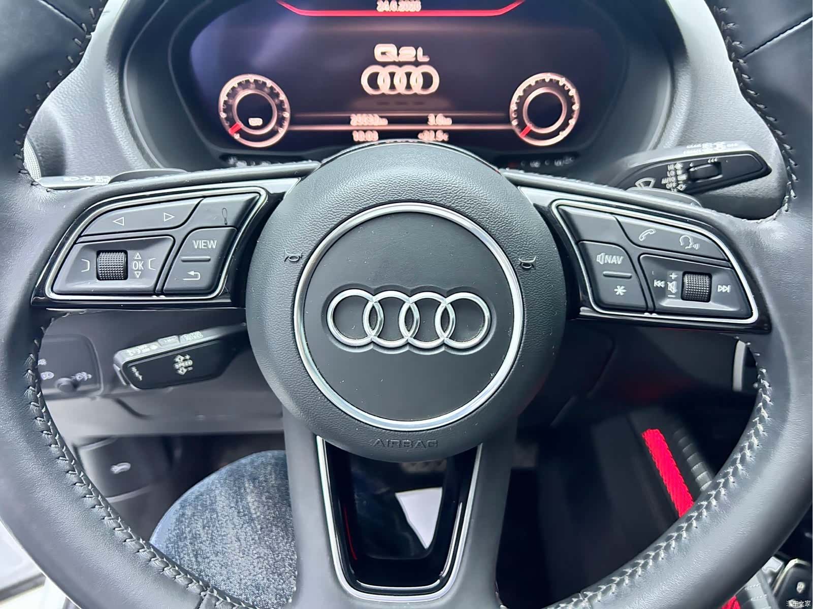 Audi Q2L, 2022 6