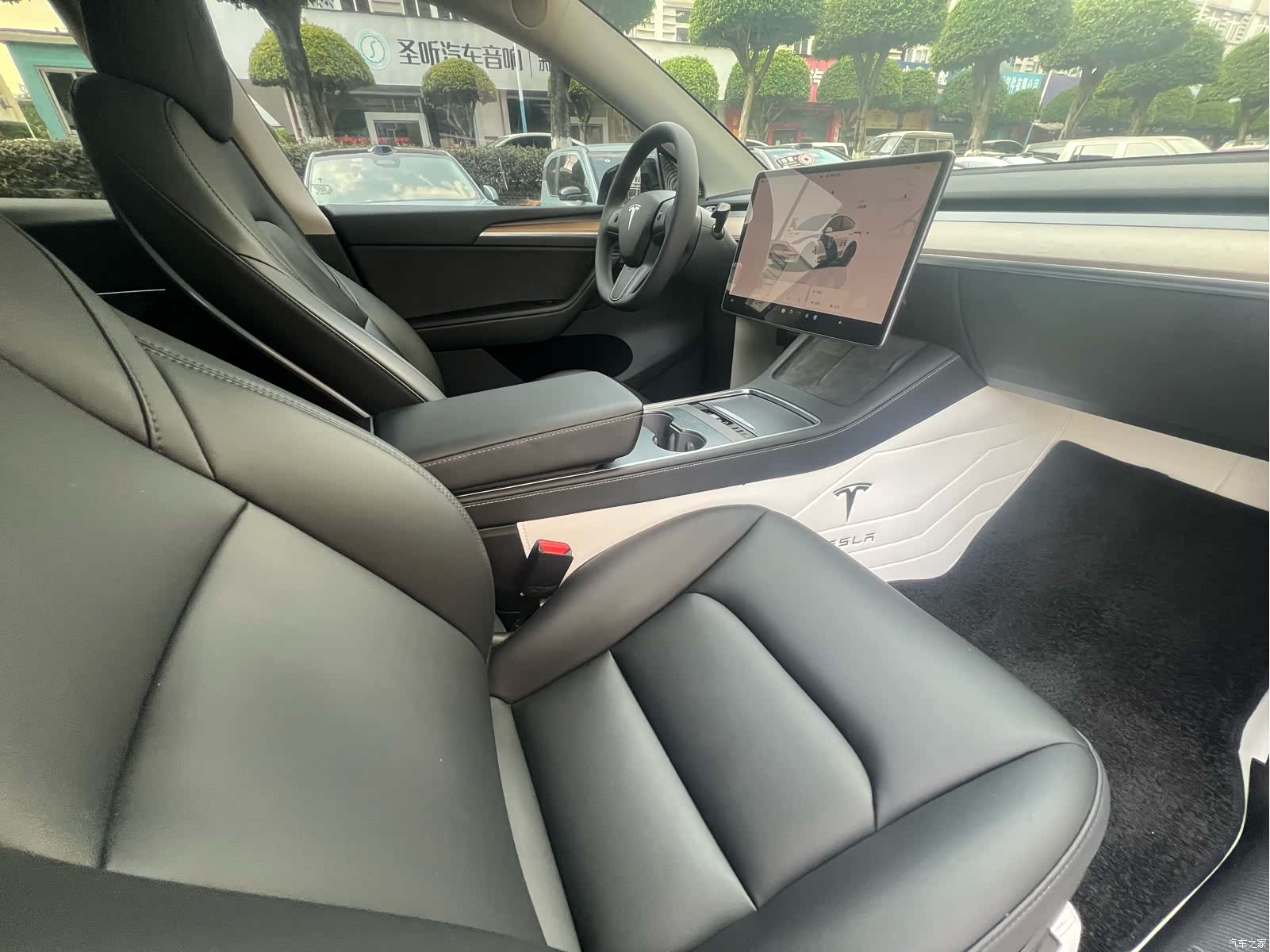Tesla Model Y, 2022 6