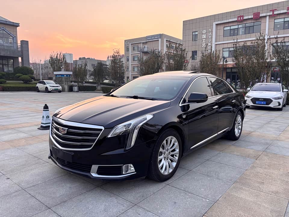 Cadillac XTS