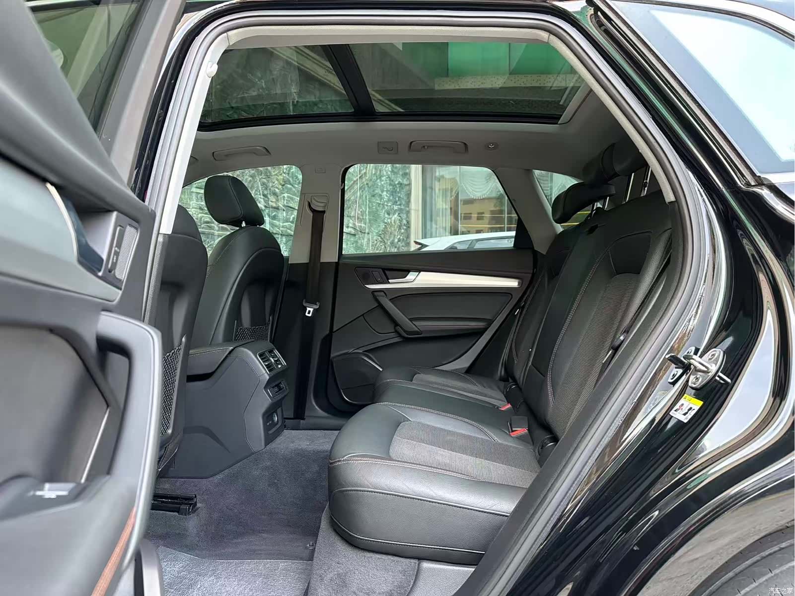 Audi Q5L, 2018 9