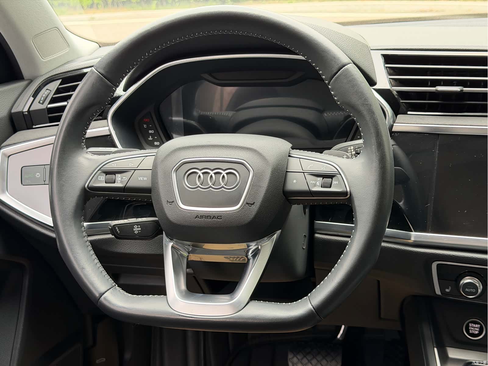 Audi Q3, 2022 7