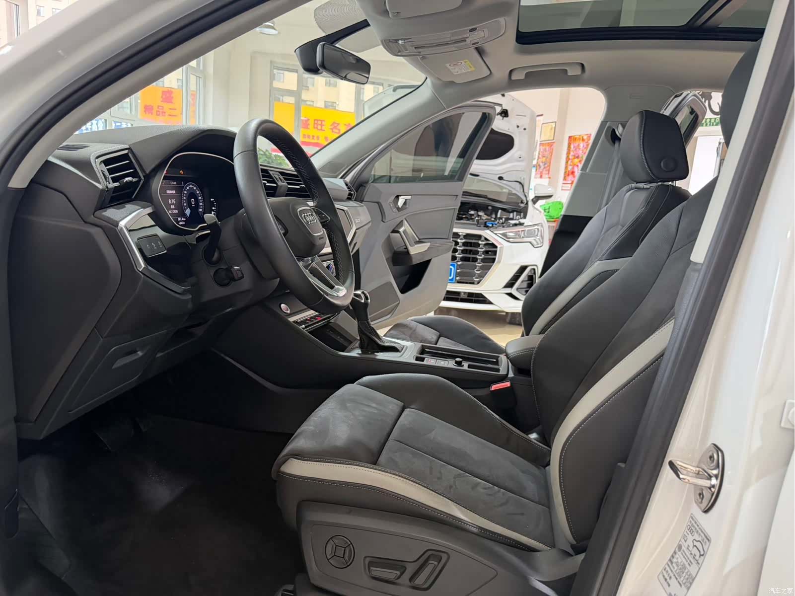 Audi Q3, 2023 8