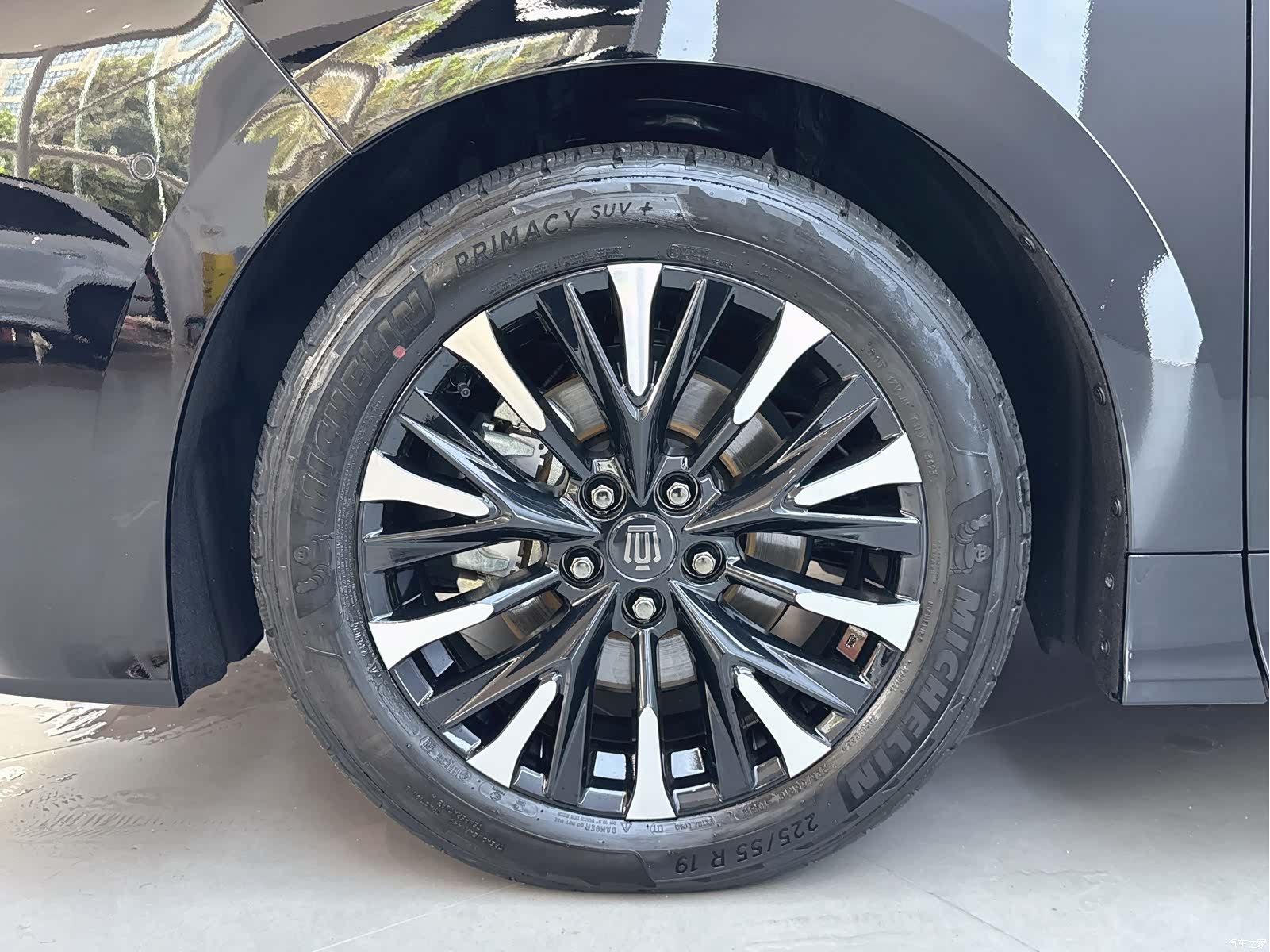 Toyota Vellfire, 2024 25