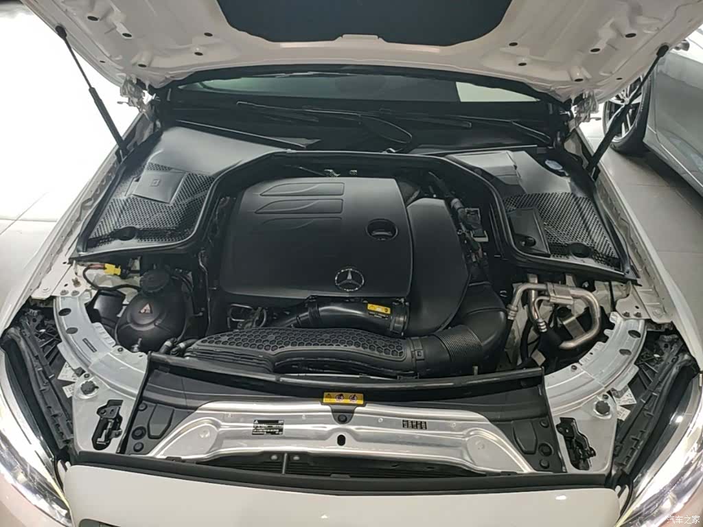 Mercedes-Benz C-Class, 2021 16