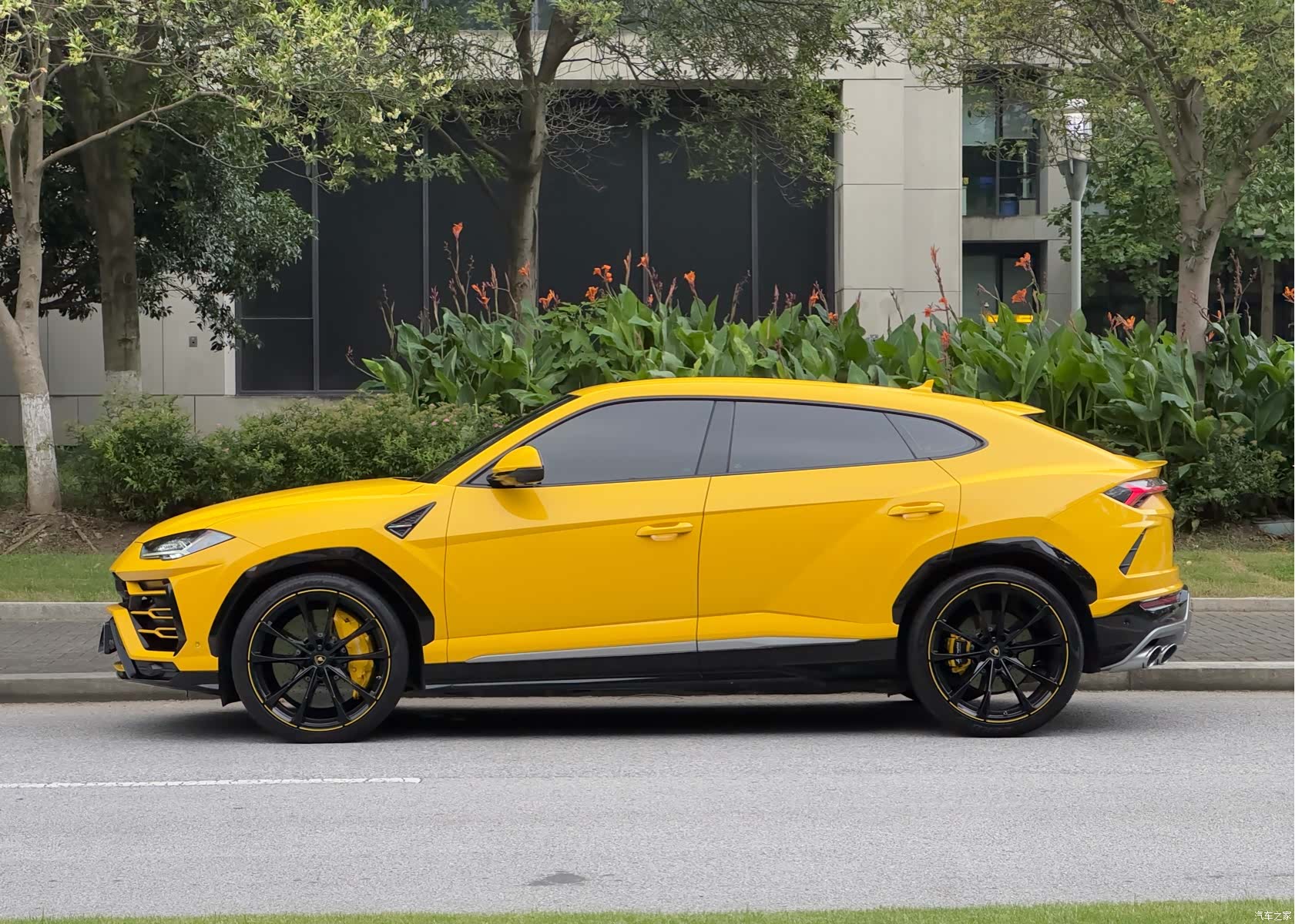 Lamborghini Urus, 2019 7