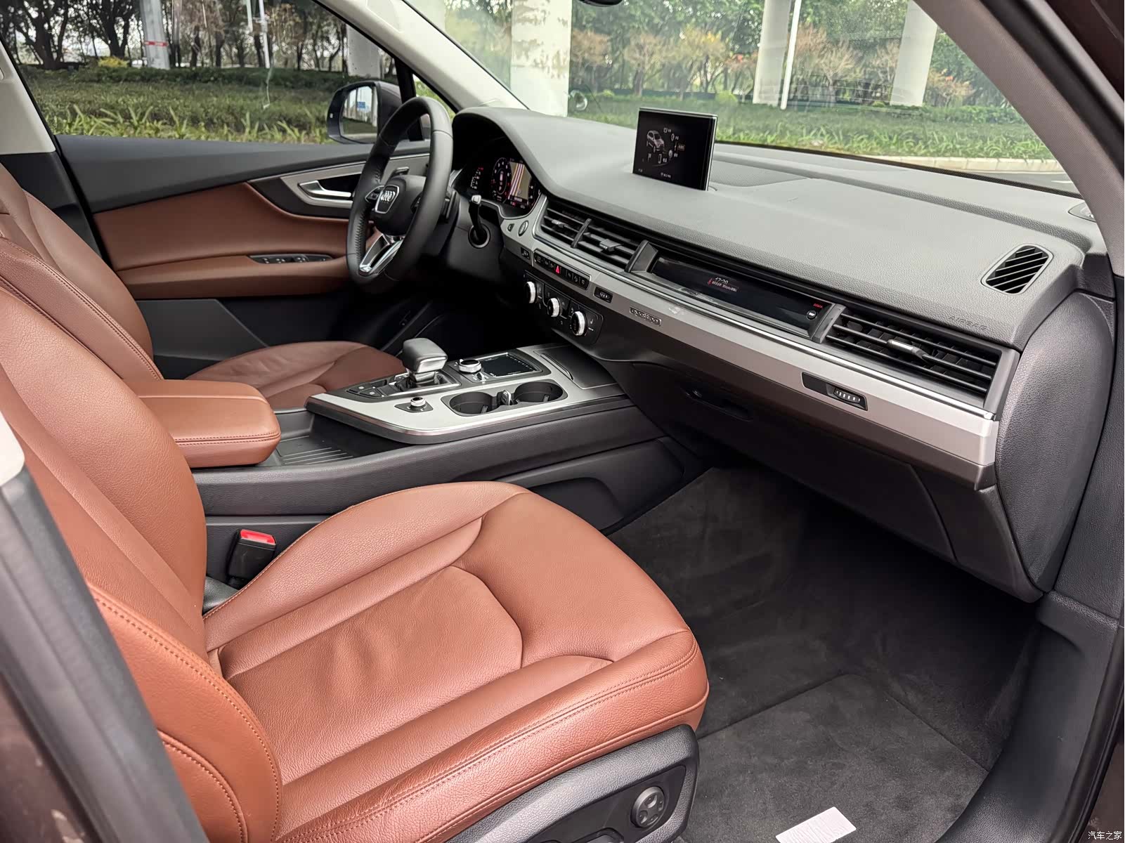 Audi Q7, 2018 6