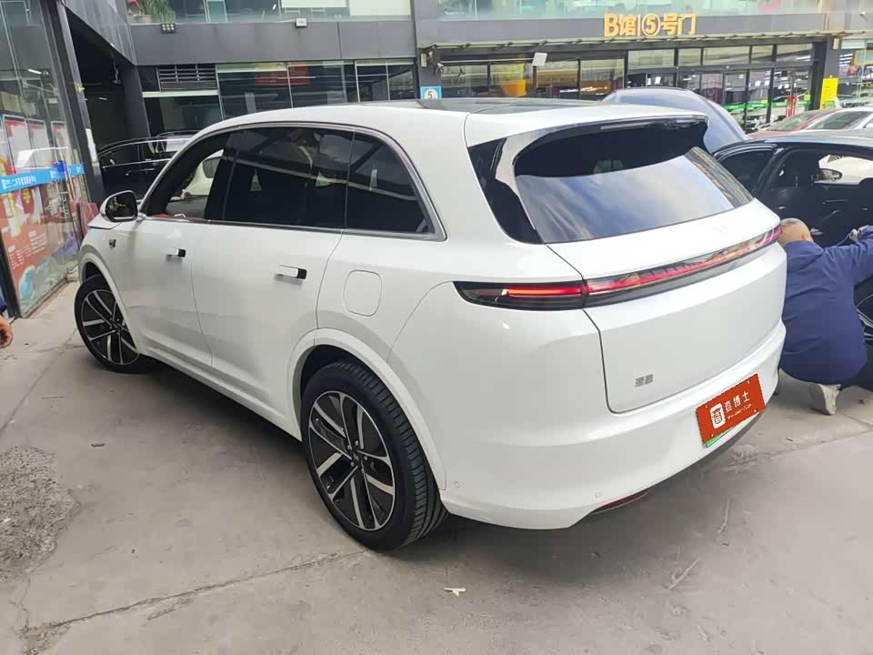 Li Auto Ideal L7