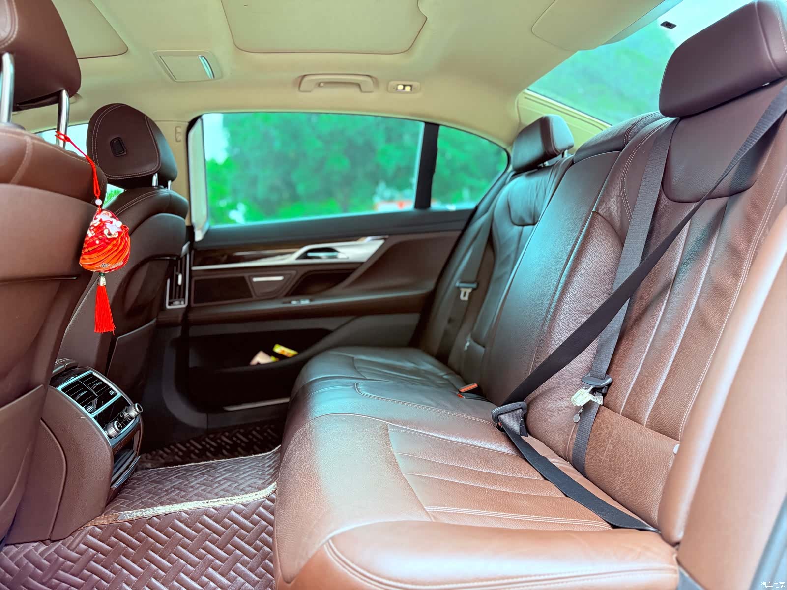BMW 7 Series, 2017 11
