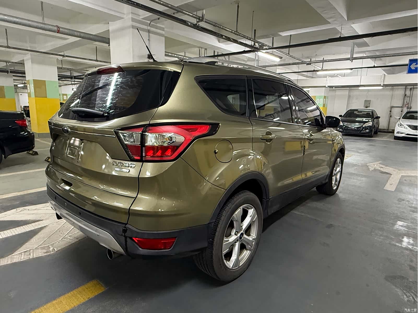 Ford Kuga, 2017 4