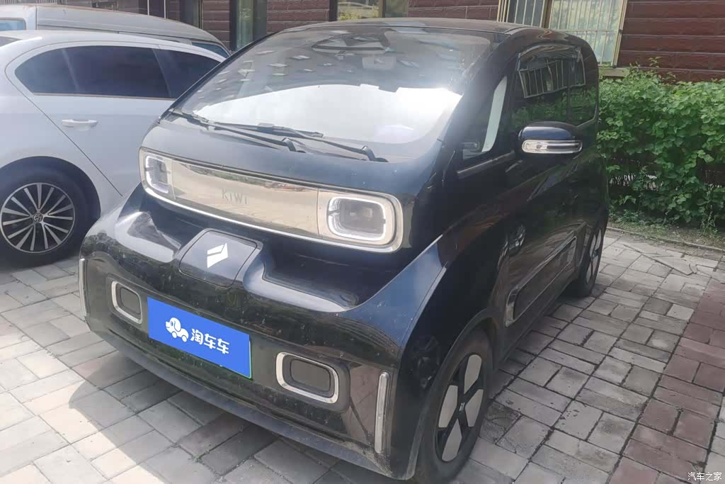 Wuling KiWi, 2022 1