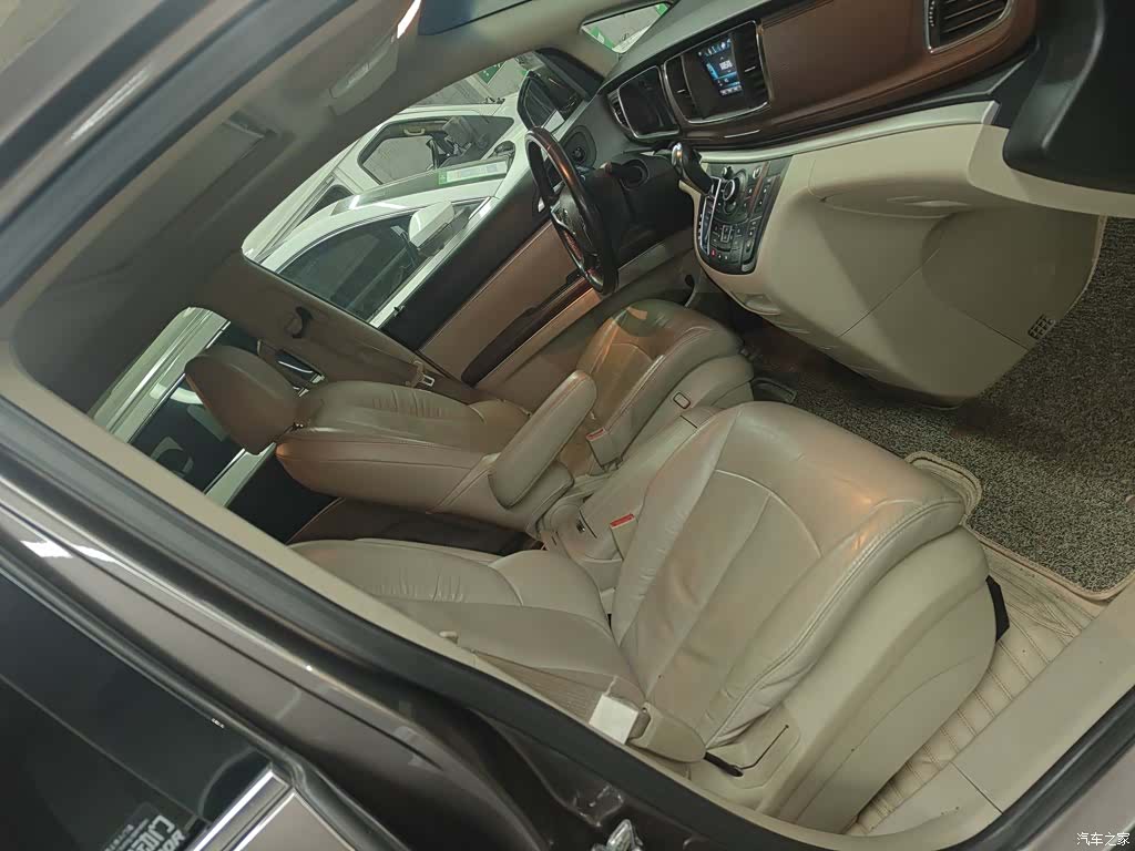 Buick GL8, 2018 20