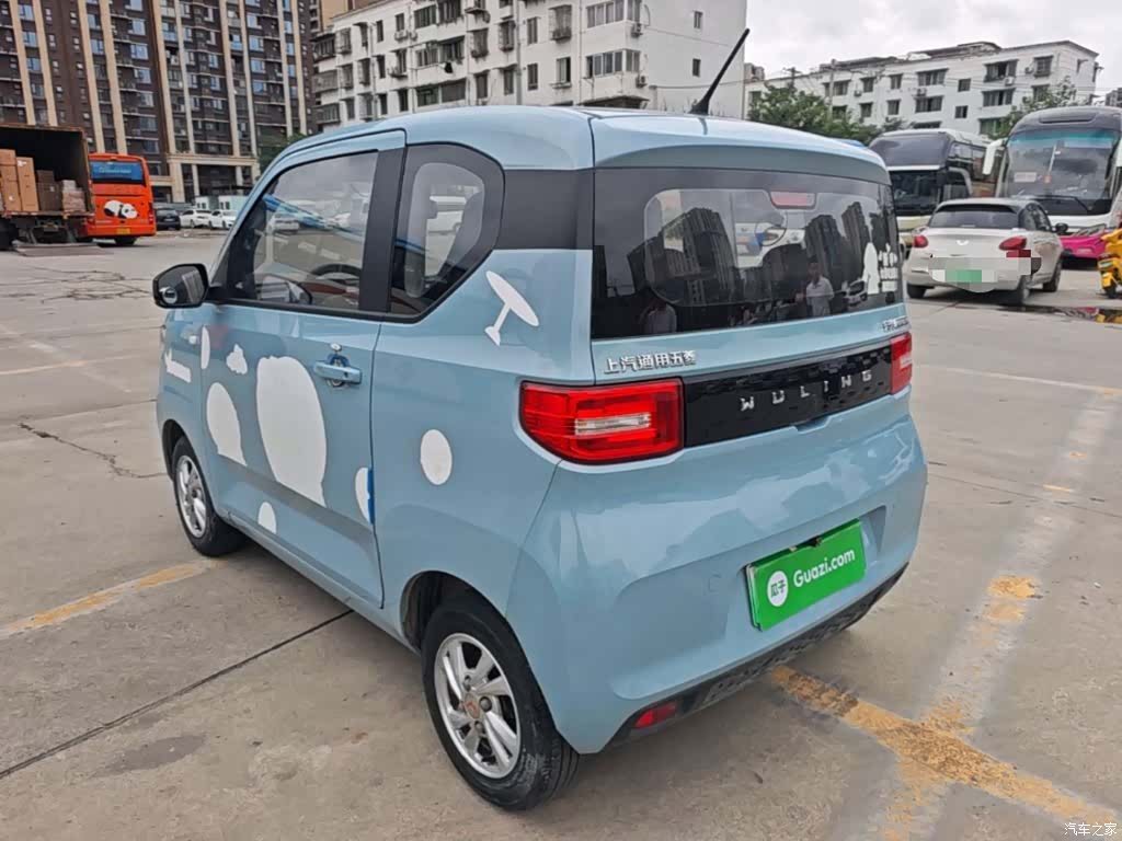 Wuling MINIEV, 2021 все фото