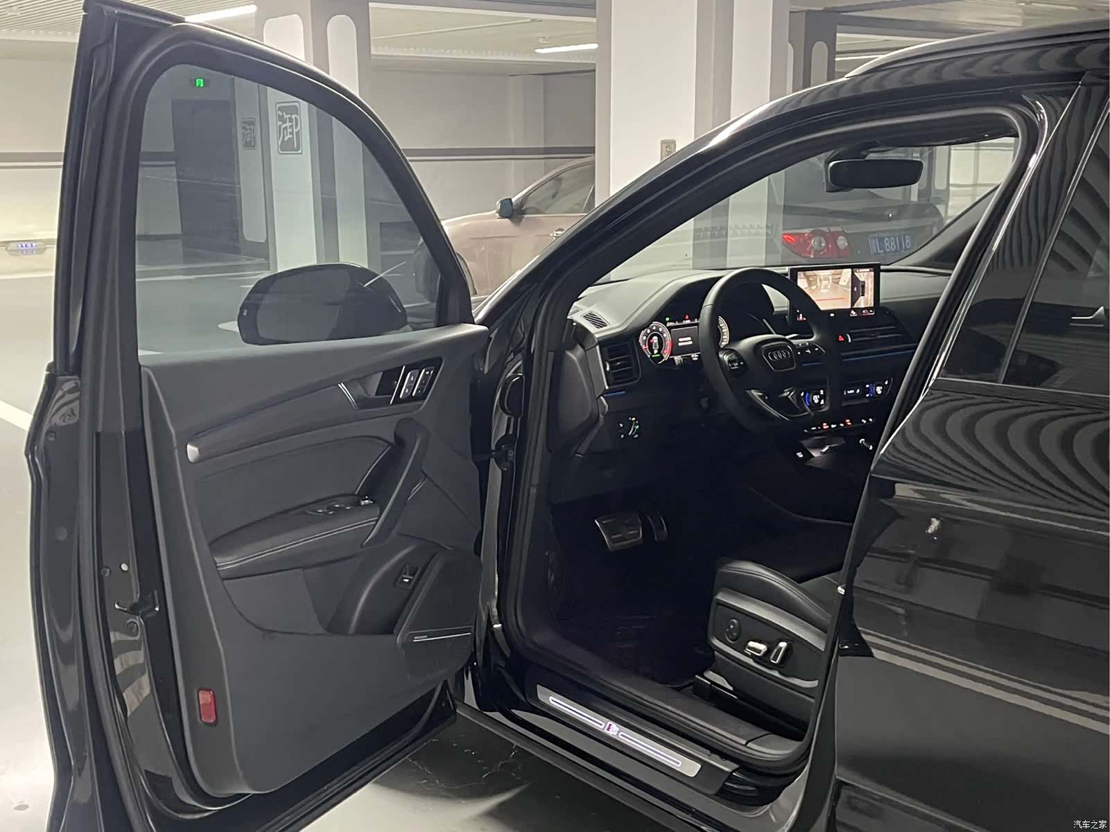 Audi Q5L, 2025 9