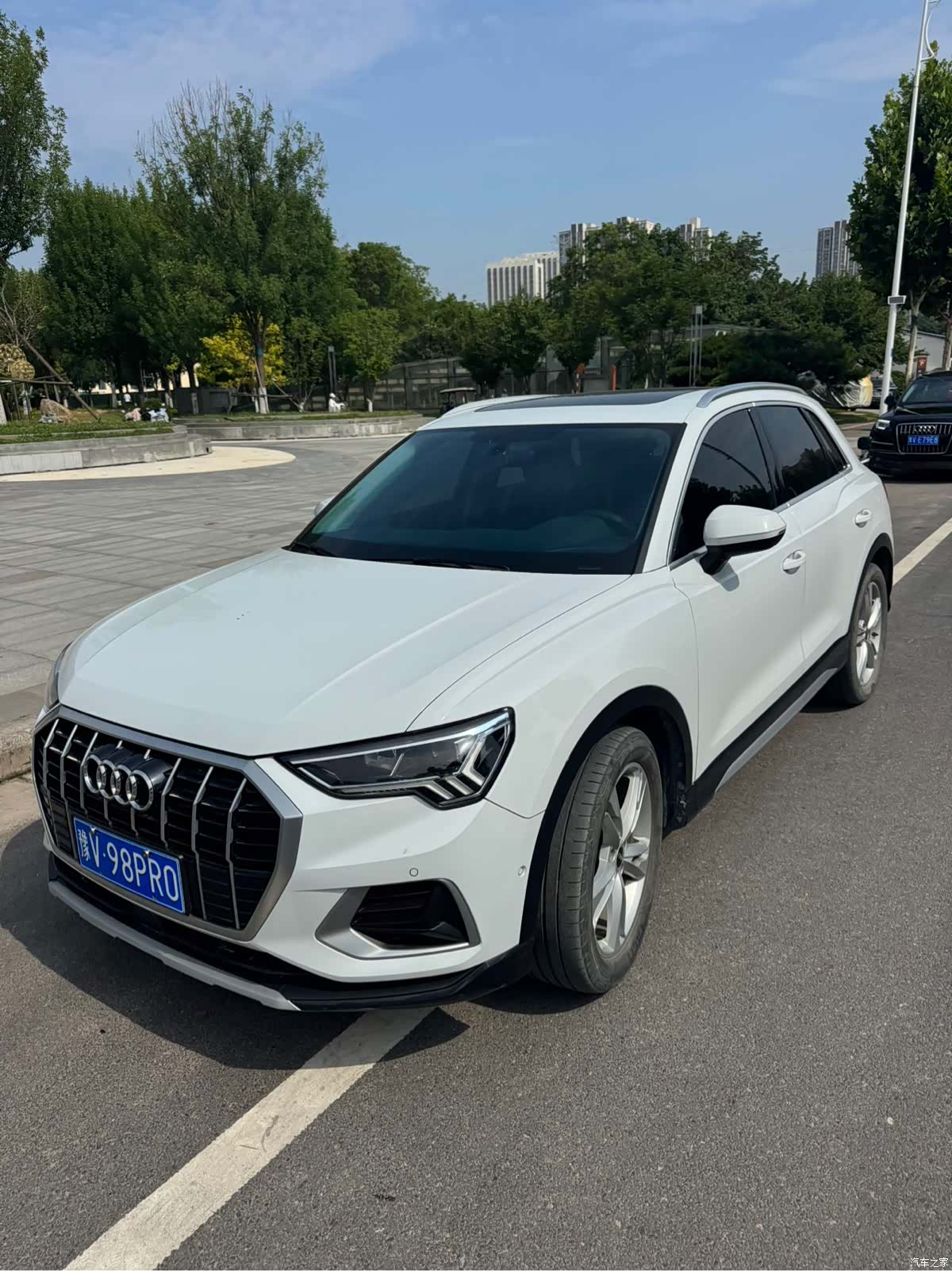 Audi Q3, 2023 3