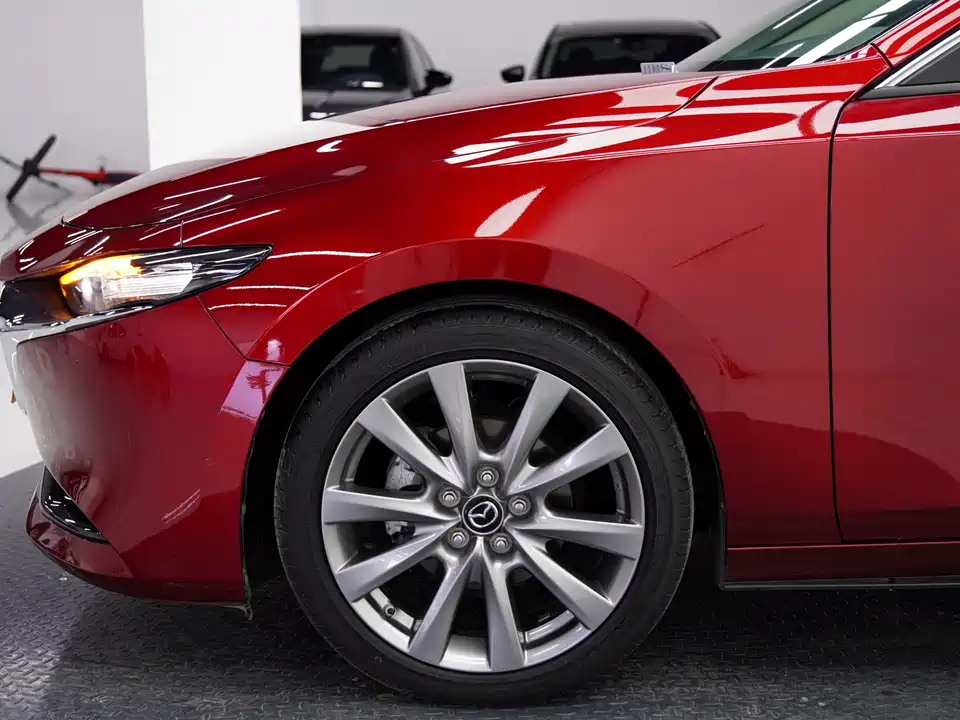 Mazda 3 Angkesaila