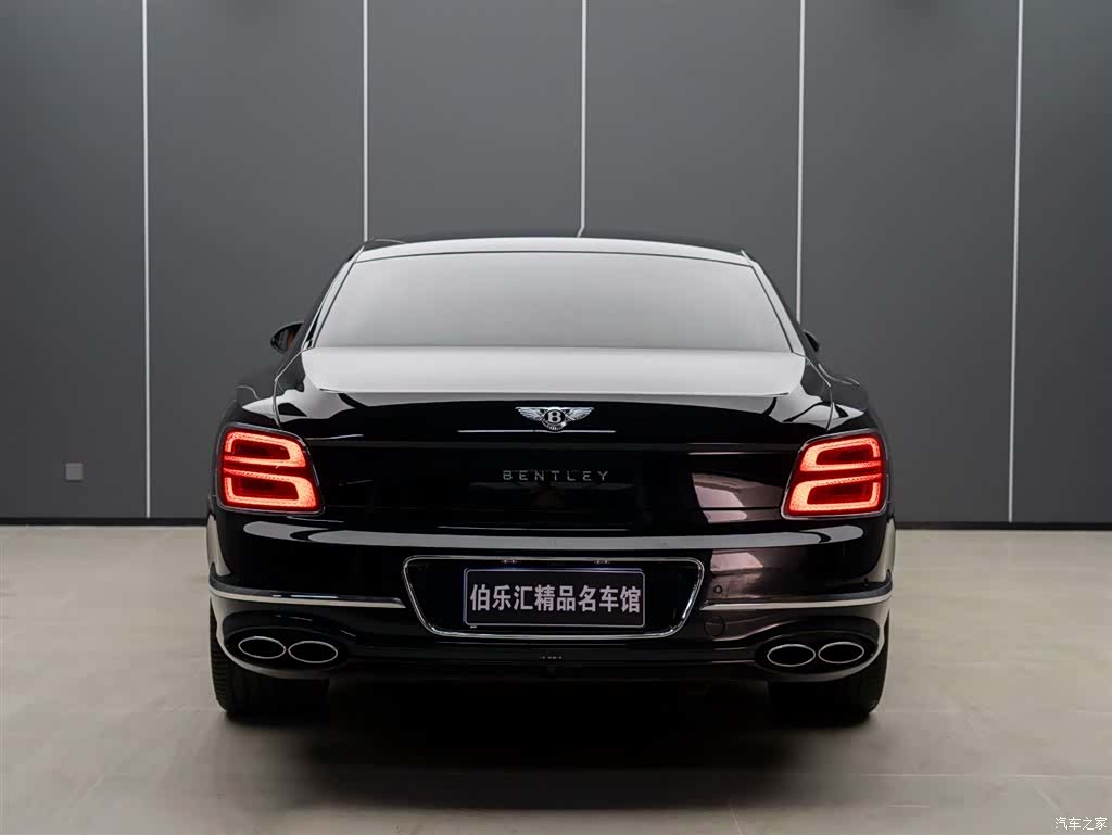 Bentley Flying Spur, 2022 6