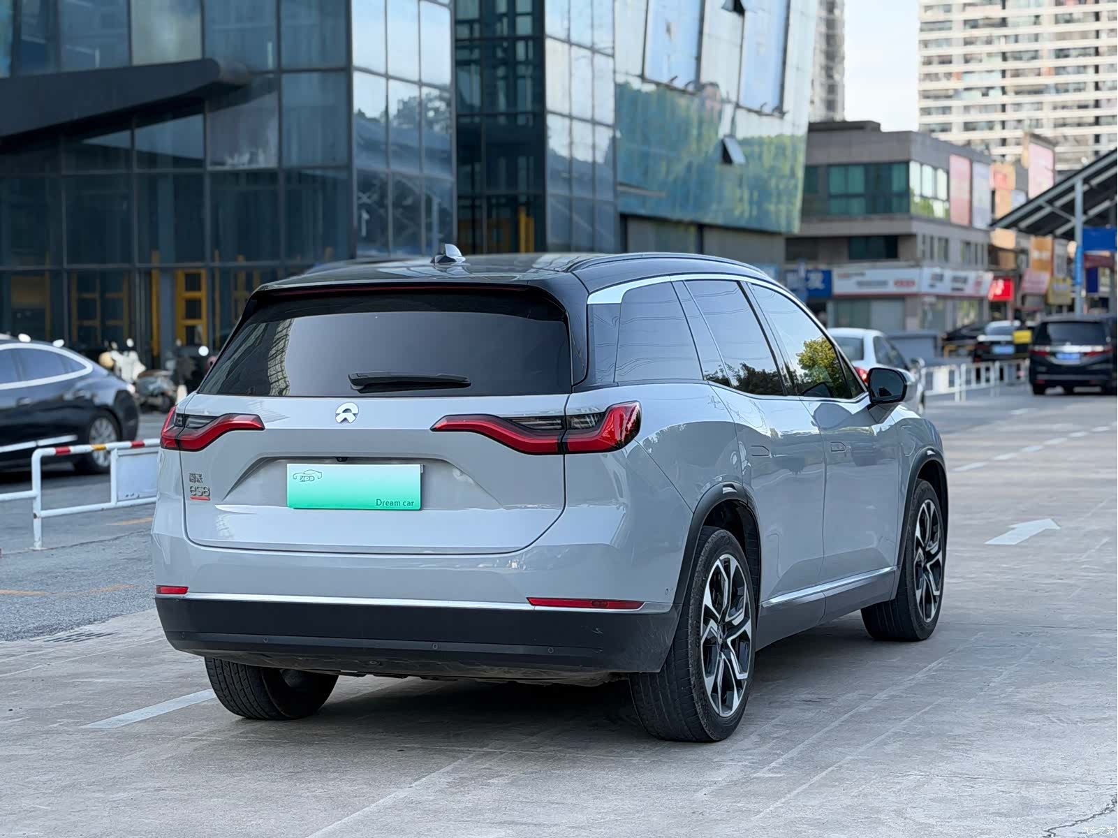 NIO ES8, 2021 12