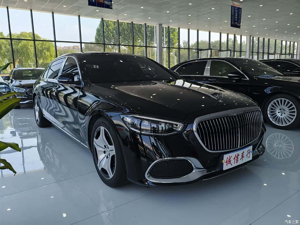 Maybach S-Class, 2024 3