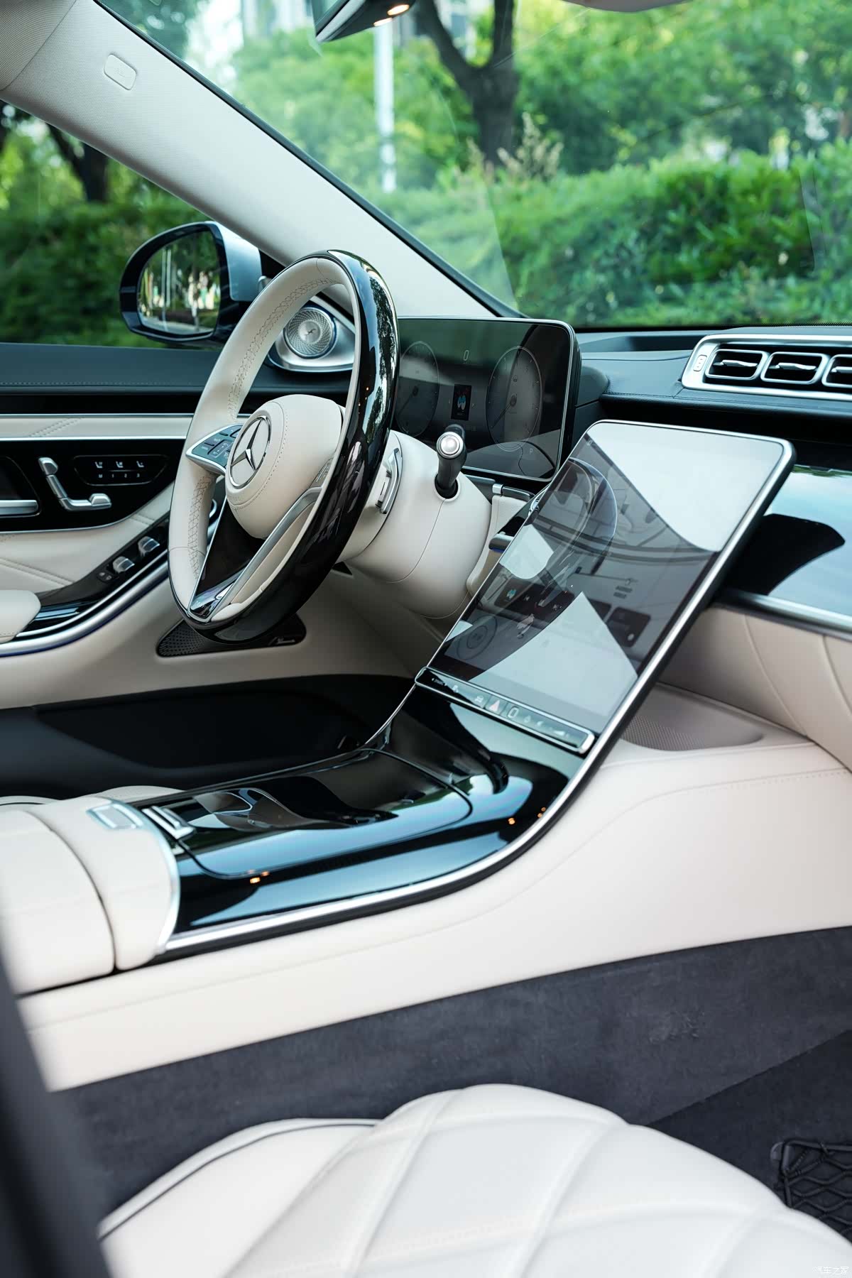 Maybach S-Class, 2024 11