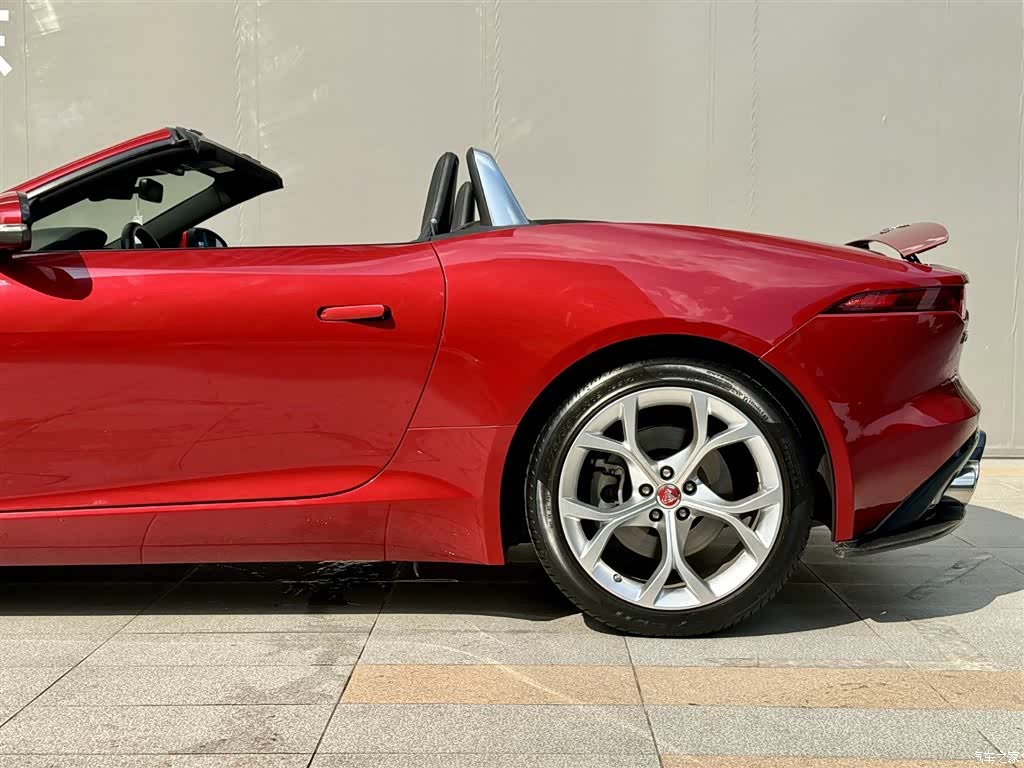 Jaguar F-TYPE, 2021 33
