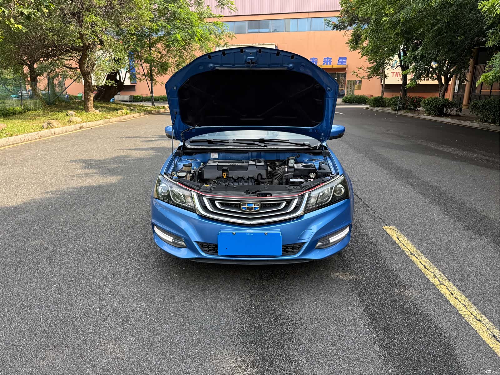 Geely Emgrand, 2017 16