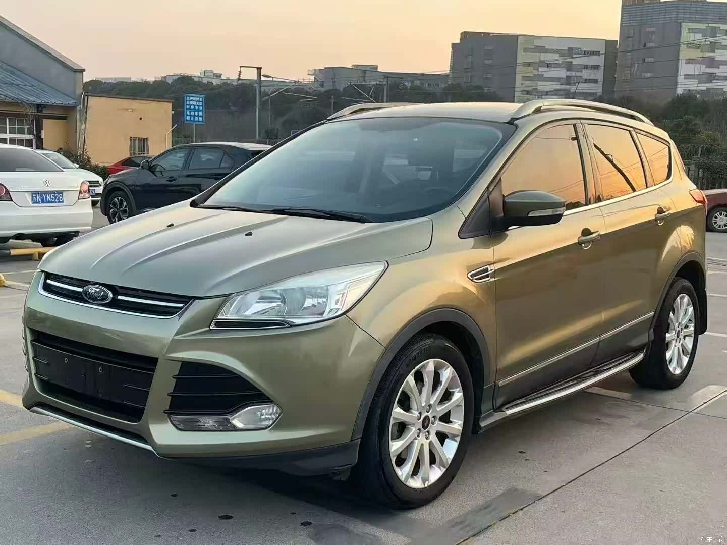 Ford Kuga, 2015 1