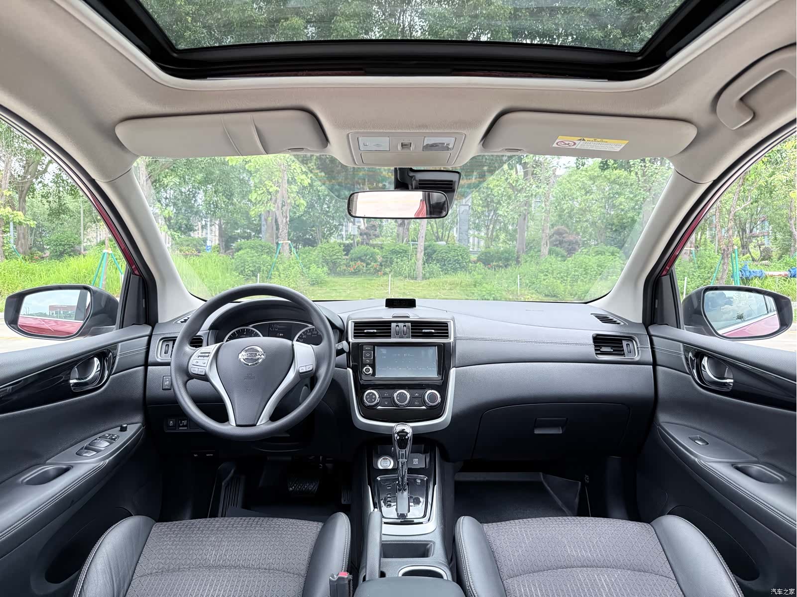 Nissan Tiida, 2016 10