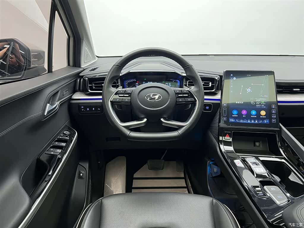 Hyundai Custo, 2022 19