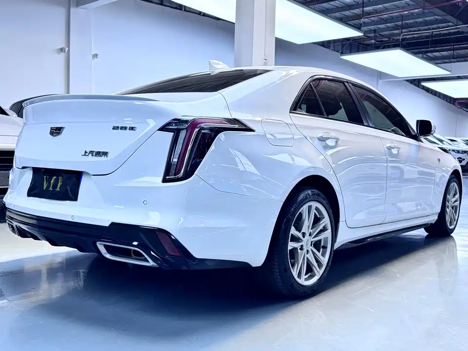 Cadillac CT4