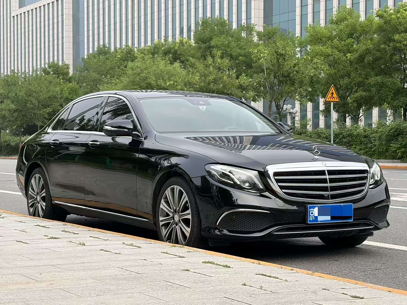Mercedes-Benz E-Class, 2017 3