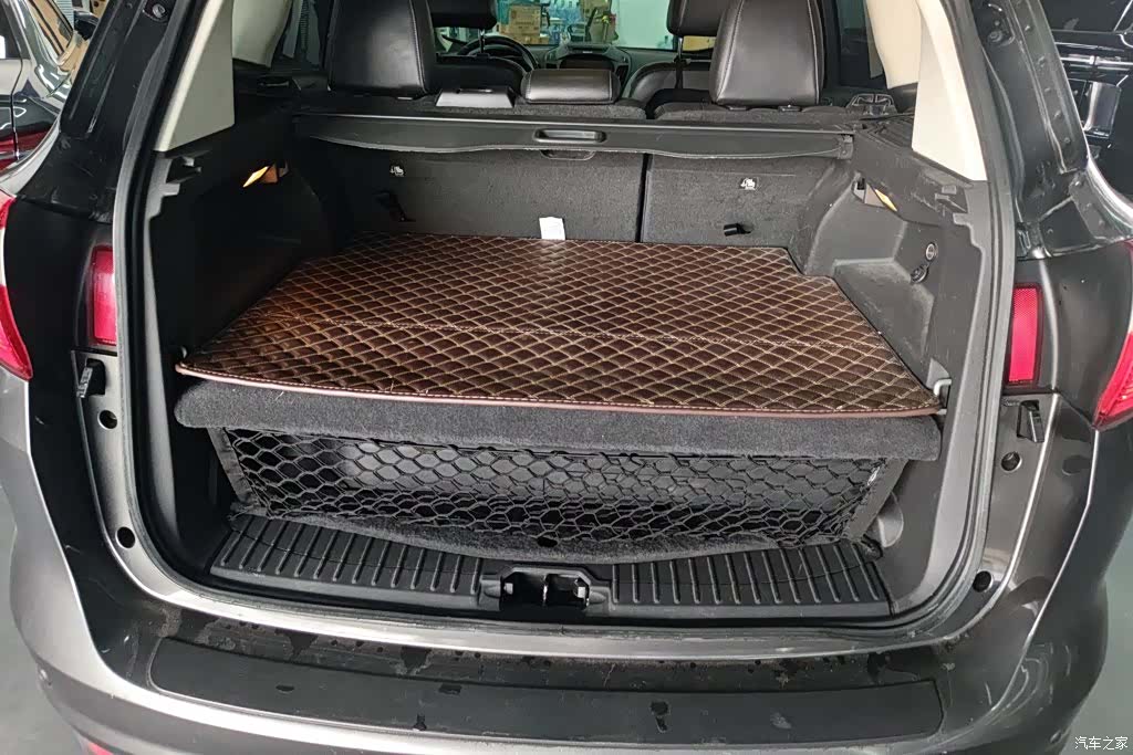 Ford C-MAX, 2017 4