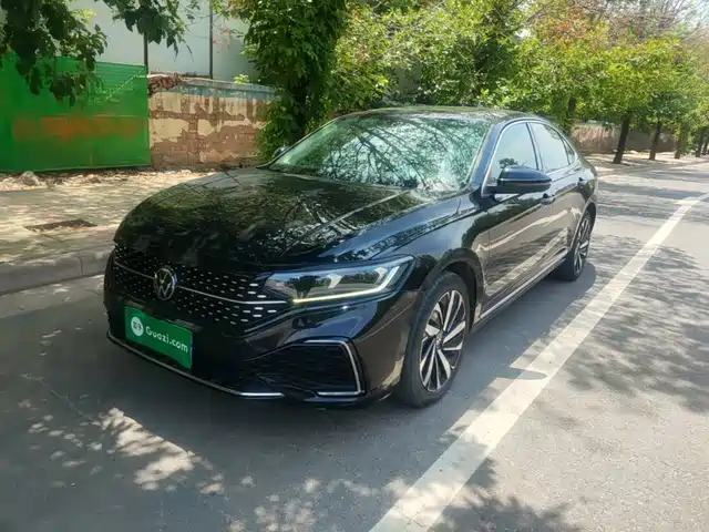 Volkswagen Passat 2022 — купить из Китая под заказ
