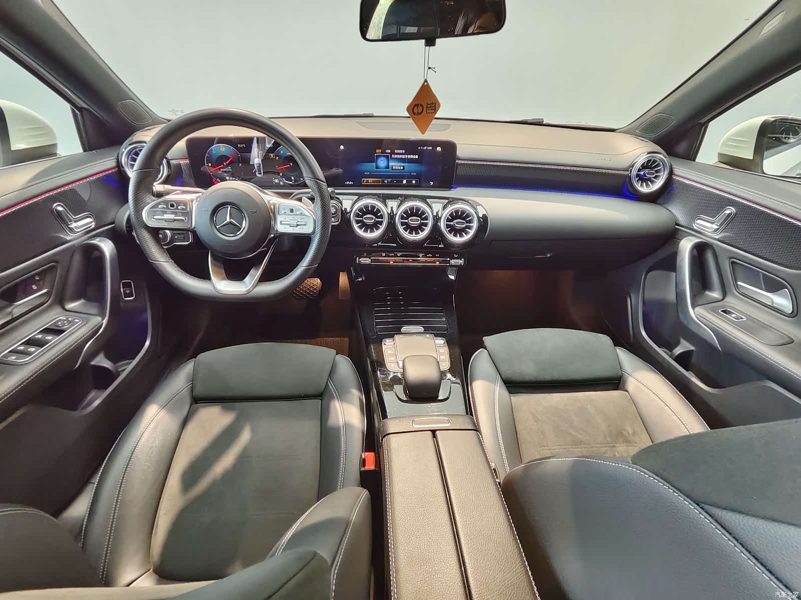 Mercedes-Benz A-Class, 2021 10